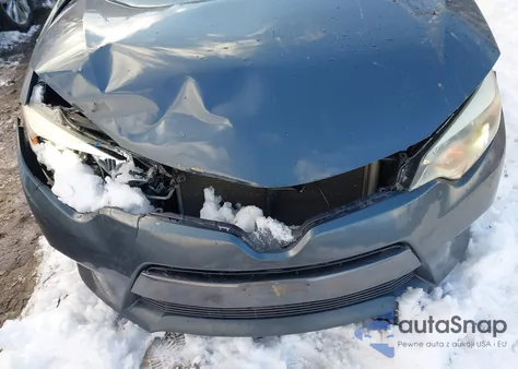 2015 Toyota Corolla Le z USA, uszkodzony, nr VIN 2T1BURHE4FC377723